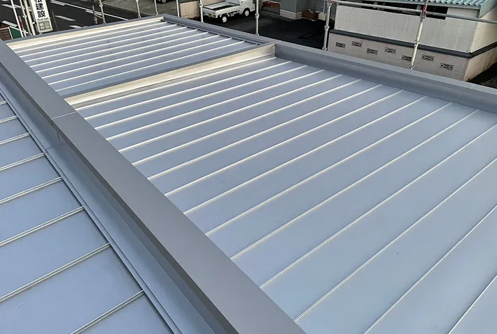 施工事例：金属屋根の施工